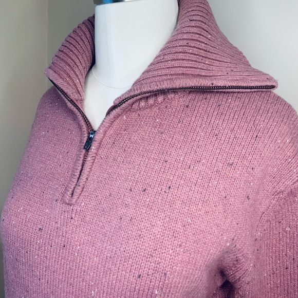 The North Face Pink Sweater - Picture 5 of 9